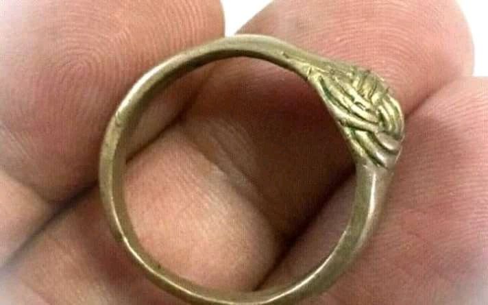 WEALTH RING